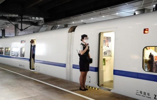 上海，火车，交通恢复，疫情防控