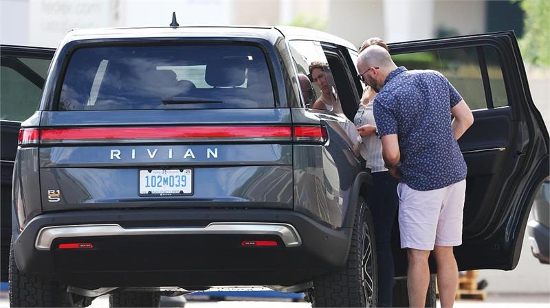 汽車召回，緊固件松動，RIVIAN ，電動汽車