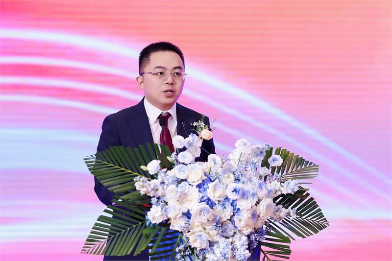紧固件，深圳，换届就职，徐洲，新会长，紧固并进，智造未来，高质量发展，授牌仪式，紧固件工业网，爱螺国际紧固件展，5月上海紧固件展